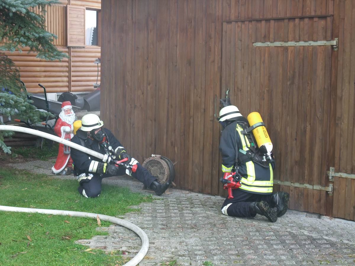 2011-11-06_atemschutzuebung_weg0026.jpg