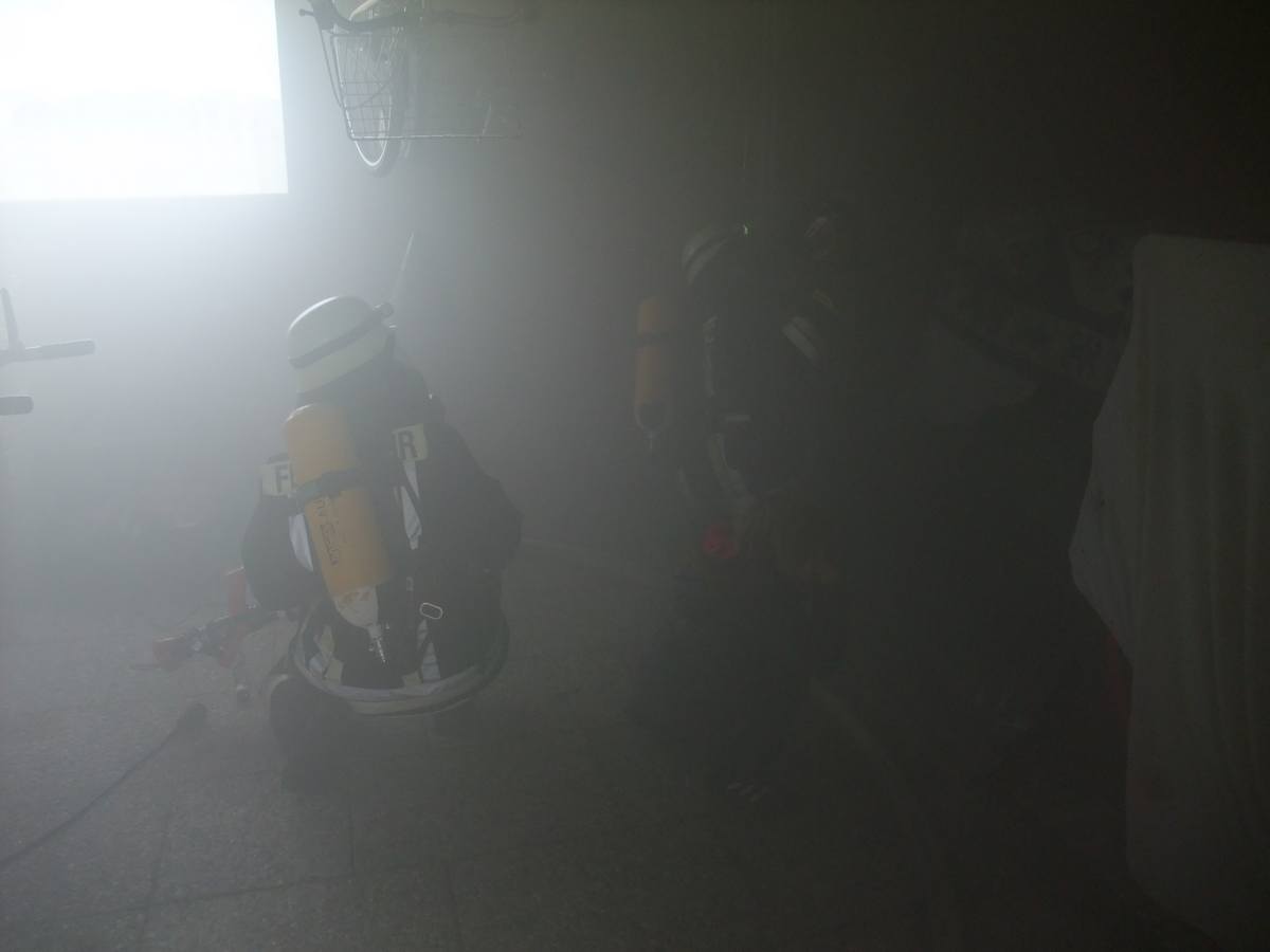 2011-11-06_atemschutzuebung_weg0043.jpg